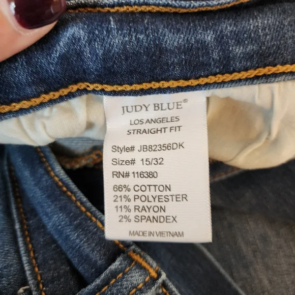 Judy Blue Anya Mid Rise Straight Leg Jean from Stitchfix - Picture 9 of 11